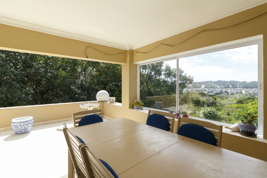 6 Bedroom Property for Sale in West Bank Eastern Cape